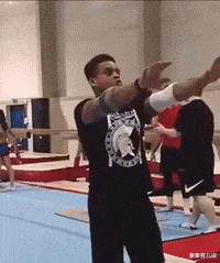 刘猛|刘猛军旅神剧何时休?网友:别再卖情怀了!