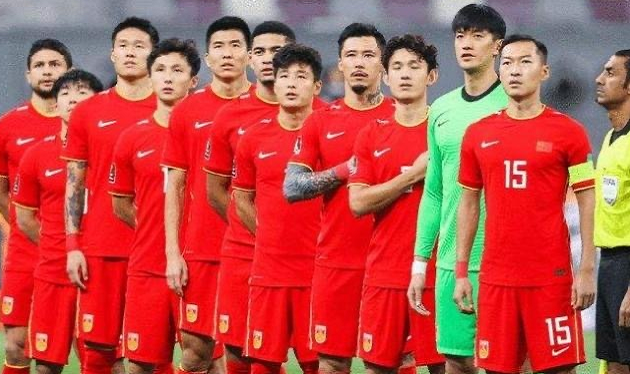 巩汉林|巩汉林称足球队收入高还丢脸，董路：春晚演小品能挣脸？