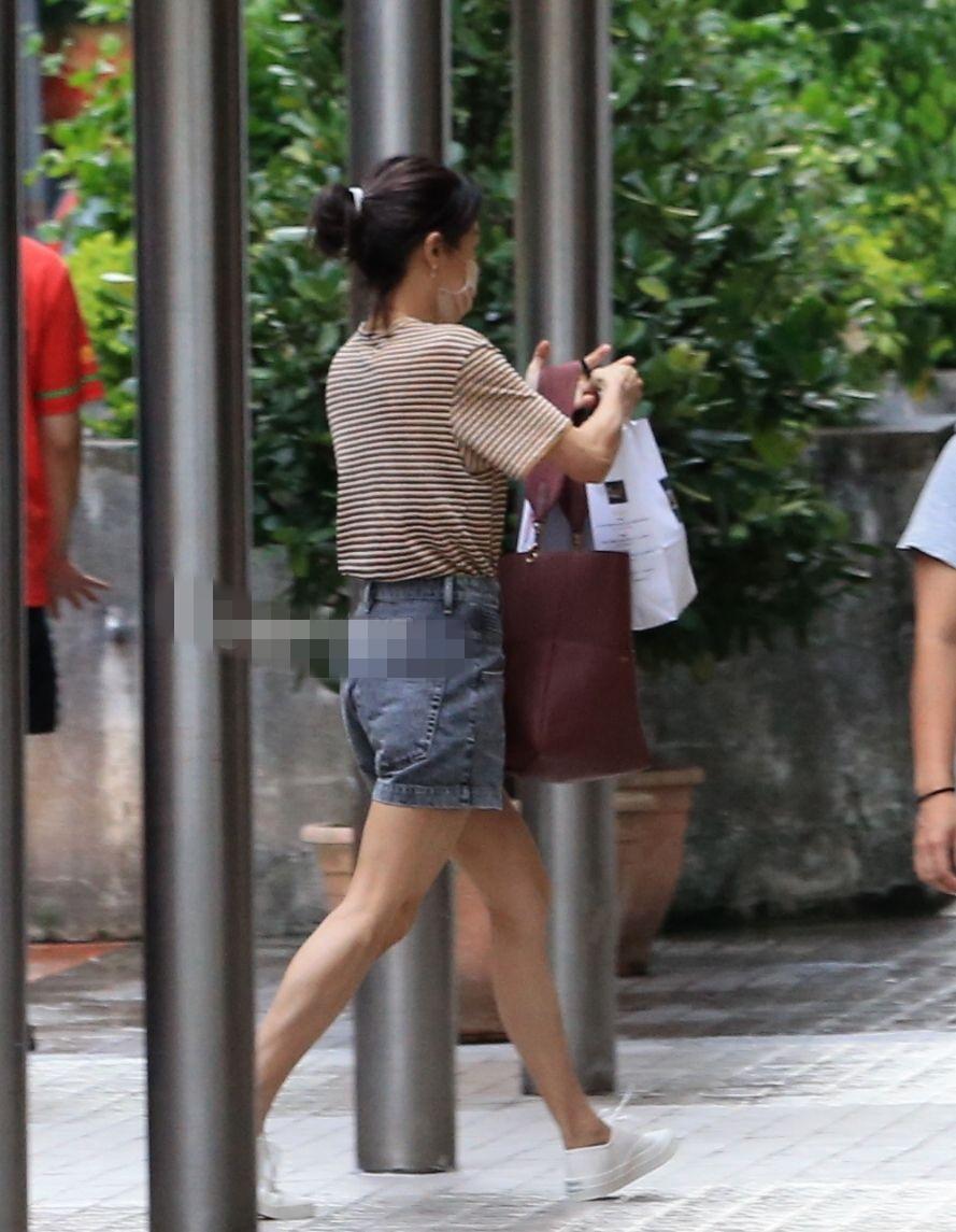 庾澄庆|庾澄庆再婚6年首度公开秀恩爱,跟老婆张嘉欣甜蜜搂抱对唱情歌