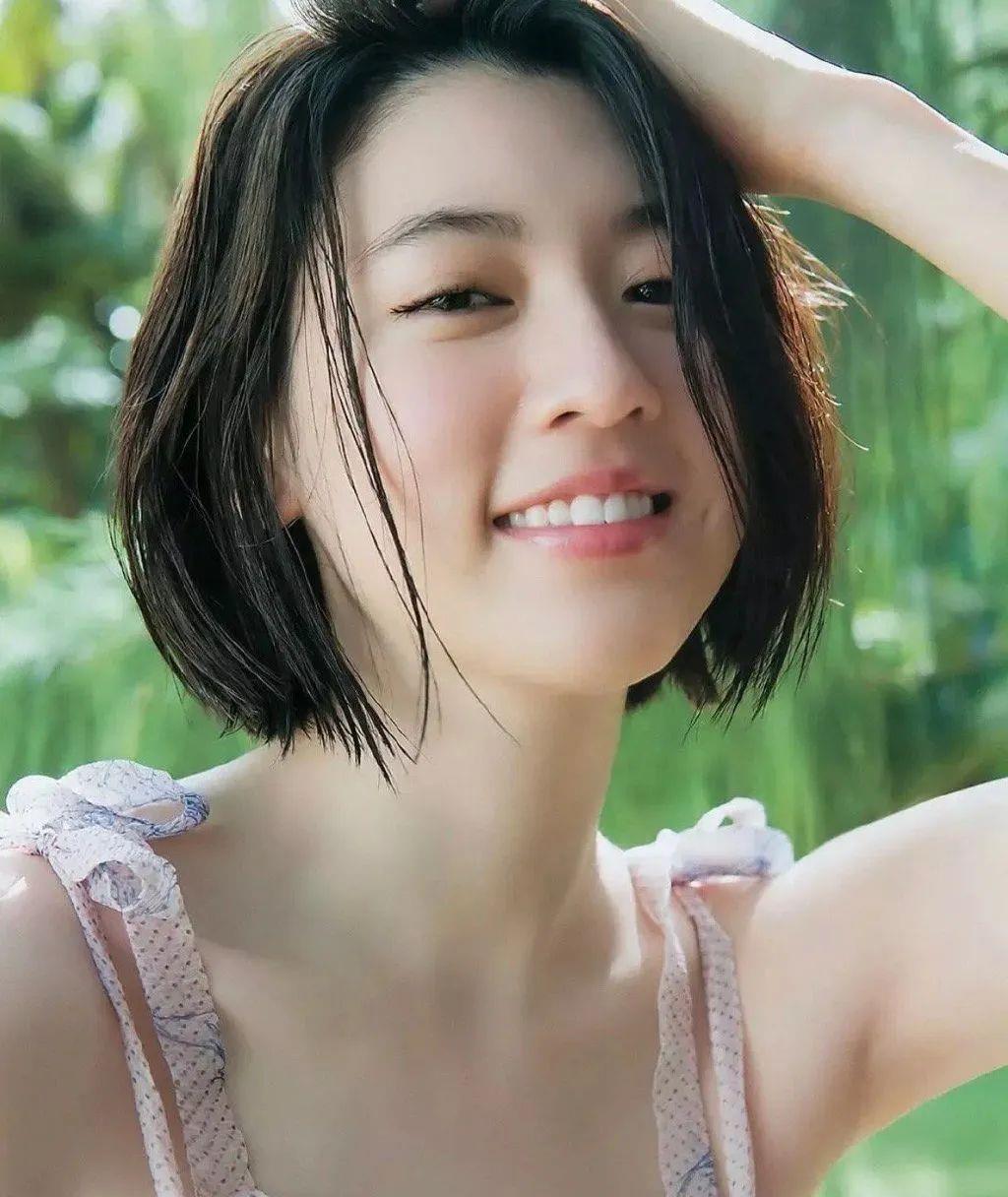 三吉彩花|日本女星三吉彩花超靓丽！肤白貌美大长腿太性感撩人