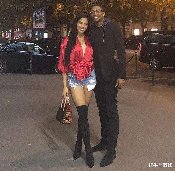 安东尼·戴维斯|12届的状元戴维斯成为玻璃人，榜眼和探花分别是谁，成就如何？