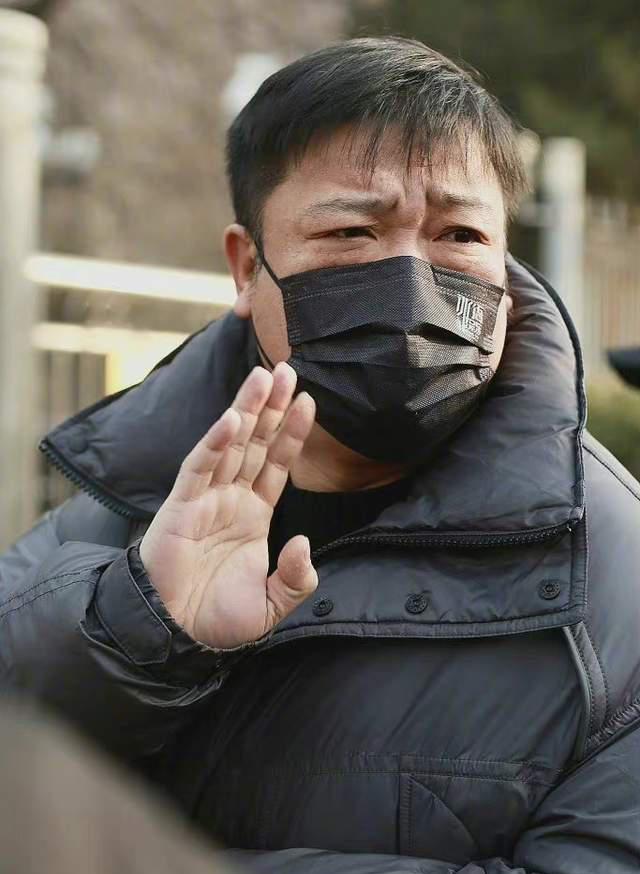 春晚|春晚三次联排：小品演员熟面孔多，姜昆成相声代表，邓超现场拜年