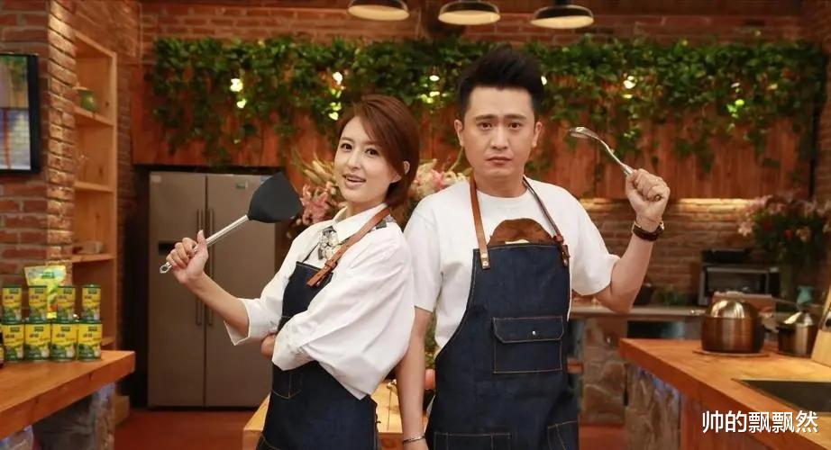 潘粤明|央视主持张蕾:嫁大20岁矿业大亨,婚后生一子,一家三口其乐融融