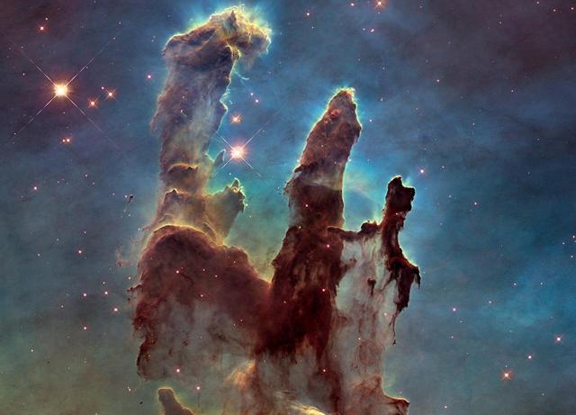 揭秘老鹰星云中的神秘人脸，跨度70光年，难道又是外星人的杰作？
