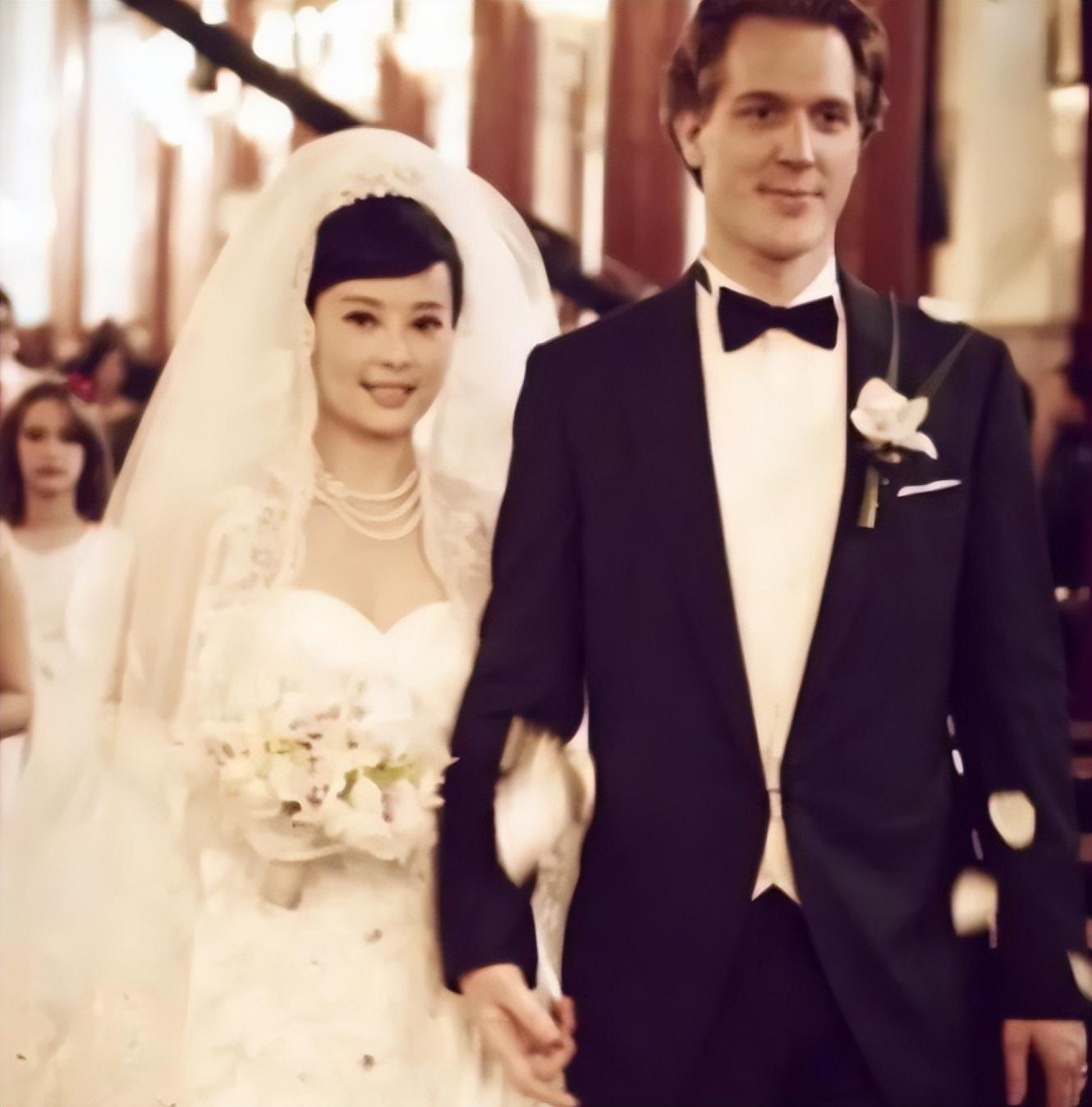 苏瑾|《永不瞑目》24年演员境况不一:女一“消失不见”了,男五号逆袭成大咖