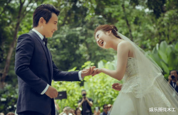 沈腾|曝沈腾王琦疑似分居！女方独自带儿子与父母吃饭，全程未见他露面