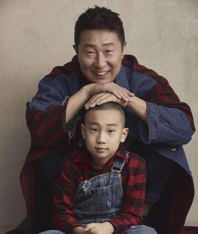 林永健|超赞！林永健一家资助《爸爸去哪儿》搬砖女孩，女孩已考上公务员