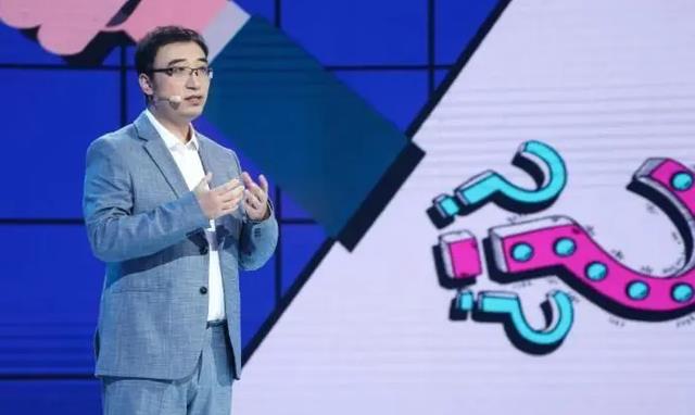 大学生|学霸手握清华和北大毕业证，2次找工作被拒绝，只能去中学当老师