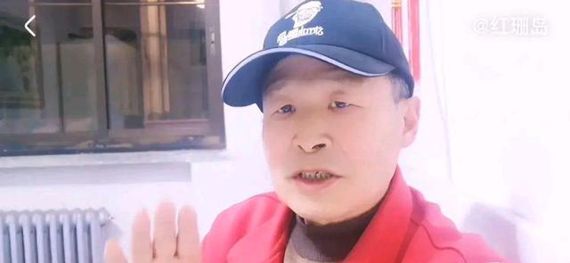 陈亚男获一中年男子支持,直言她是个弱女子,愿意站出来为她发声