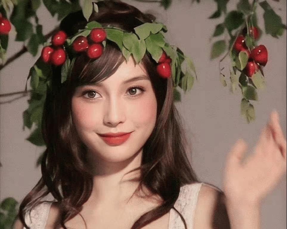 明明是美女,笑起来却很“恐怖”,这6位女星,不笑美艳一笑瘆人