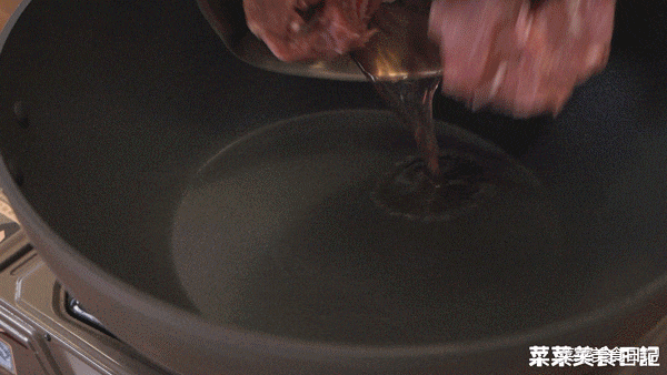 喉咙干到冒火,皮肤干到刺痛?这一碗清热润肺必须多吃!