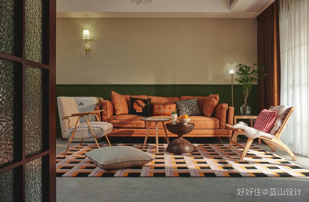 一个人住110㎡，两个卧室轮流睡？我酸了