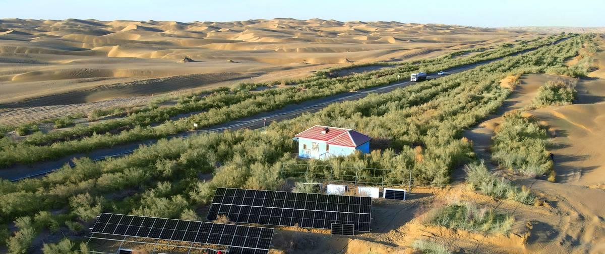 山东省|108间水井房，每年每间花10亿元维护，沙漠公路修的真的值得吗？