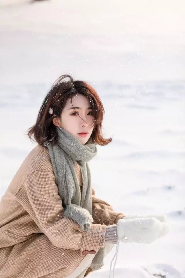 雪天拍照技巧:雪景照怎么拍,8个好看拍照姿势get起来