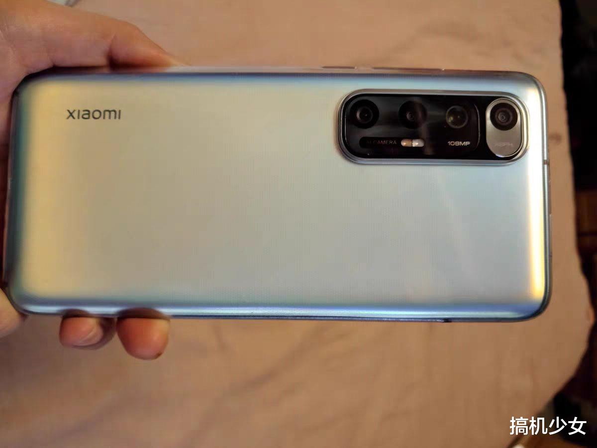 高通骁龙|从3499跌至2299元,哈曼卡顿+无线充电,这才是真香骁龙870手机