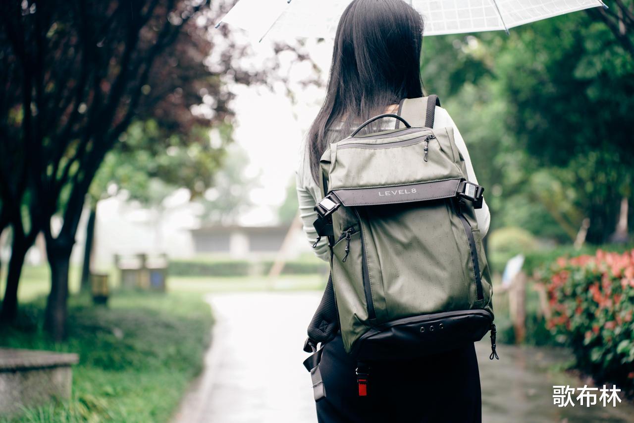 旅行|旅行商务休闲一包搞定:地平线8号(LEVEL8)旅行机能双肩包体验