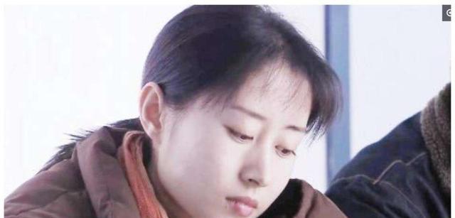 刘敏涛|刘敏涛:离婚多年与女儿相依为命,13岁女儿颜值高,气质不输妈妈