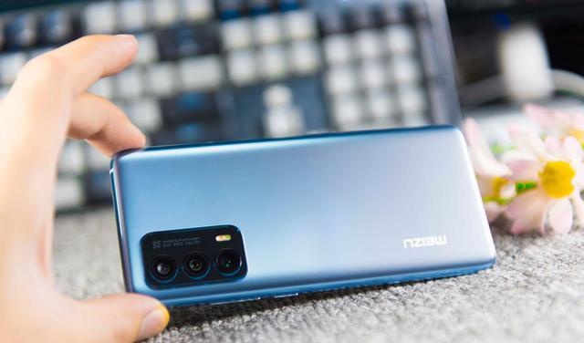 魅族|魅族天玑9000旗舰批量备货,12+512G不超四千,黄章觉悟很高