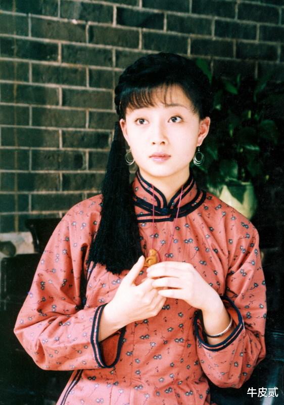 殷桃|蜜一样的殷桃,游离了5个男人之后,还能“甜”多久?