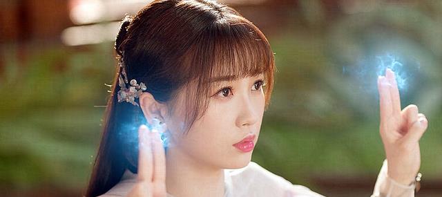 长珩|她是云水天最美貌的女子,视小兰花为情敌,结局却对长珩爱而不得