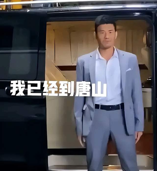 嘎子哥连夜驱车前往唐山,看望受伤的女孩们,要给她们用最贵的药