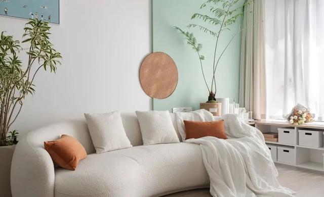 难怪越来越多的人喜欢“去客厅化”,看了她家才知道,是真的实用