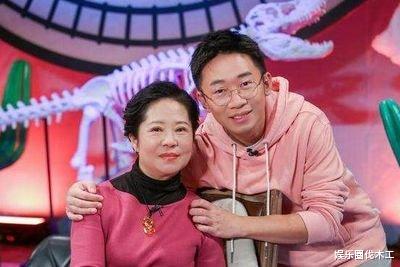 杨迪|网曝杨迪妈妈接很多通告原因,网友:自己的孩子自己疼