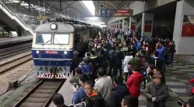 考试|那年，自卑内向长得丑的我默默地喜欢他，毕业后竟和他奔现了