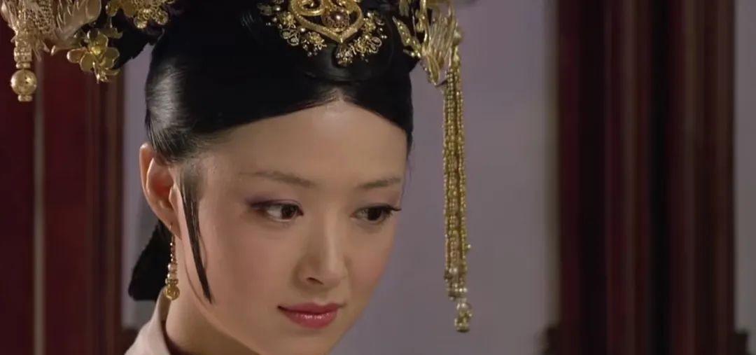 华妃|《甄嬛传》：宠幸颂芝，是皇上对华妃最残忍的算计