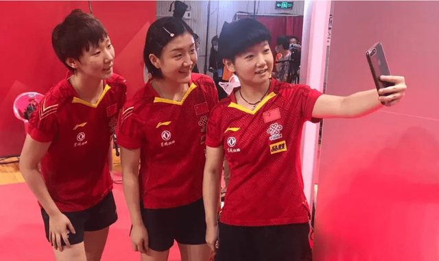 王曼昱|易烊千玺落选！王曼昱的绯闻男友新鲜出炉？4月6号两人将现场连线
