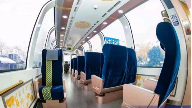 丽江|全球首列山地全景观光旅游列车落户丽江，耗资30亿，年底即将发车