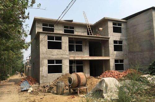 李沧|2022年农村自建房屋新规：需按照这3种规定才能翻建房屋