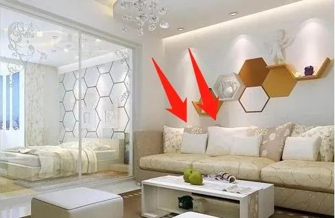 家里“沙发”摆放有禁忌,家庭人财两空,事业节节上升!