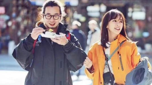 潘长江|娱乐圈这8位男星，自己长相一般，娶的老婆却都如花似玉