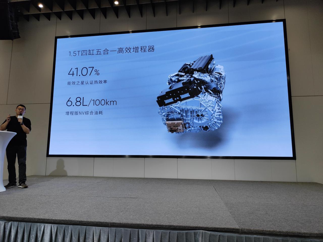 这辆「大牛」有何不同？｜自游家 NV 静态体验