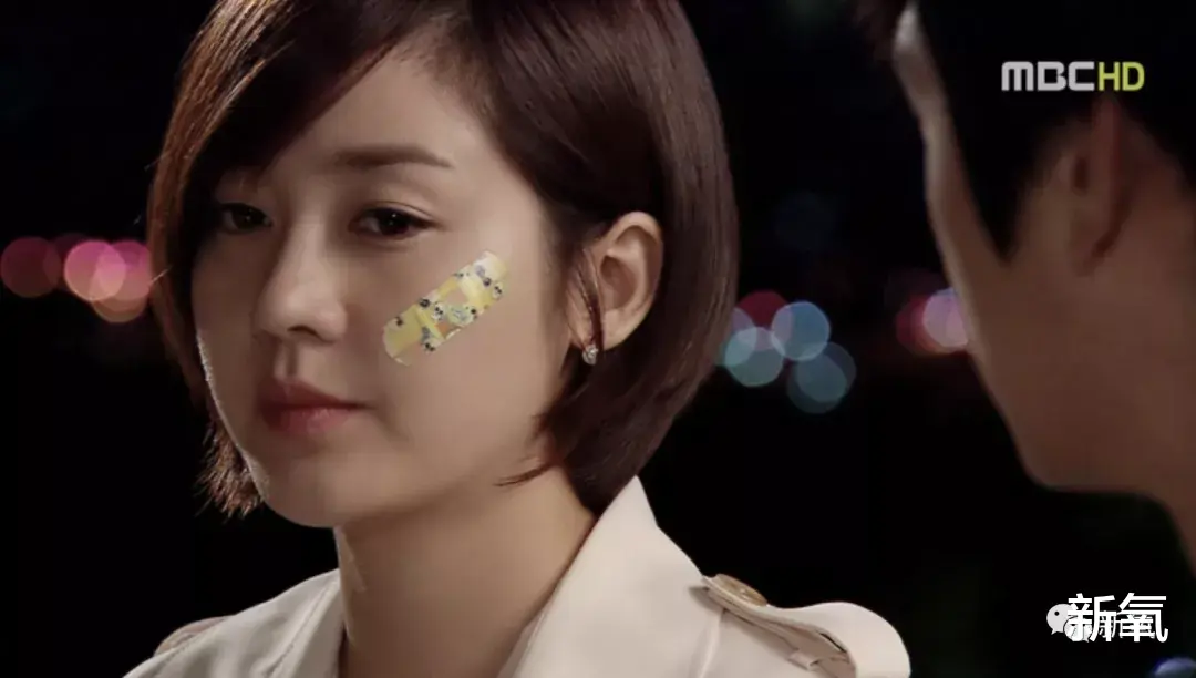 成宥利|41岁韩星成宥利诞下双胞胎女儿！