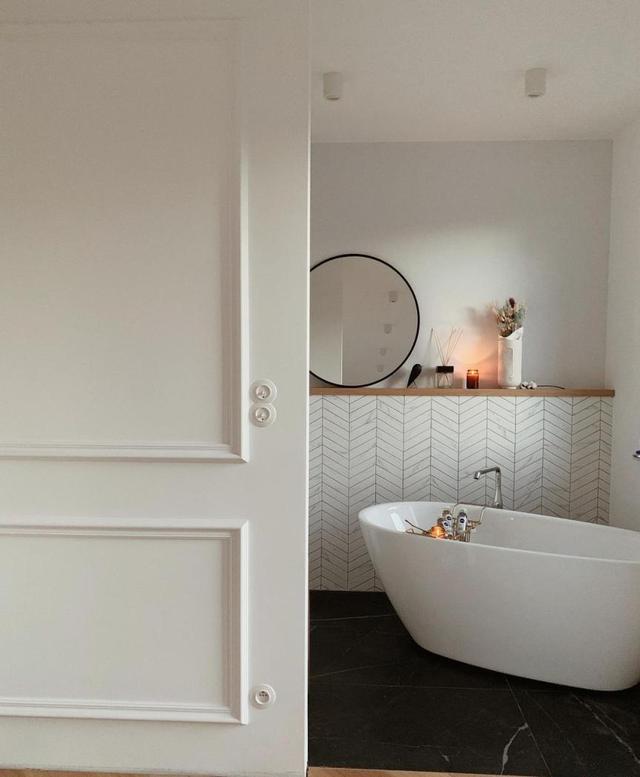 生活不是非白即黑,用温柔原木色来映衬,这个家的配色太爱了