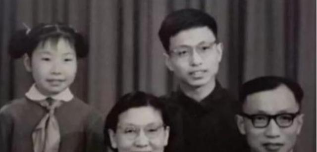 数学|那个宁在美国做服务员，也不回国当教授的天才，现在究竟如何了？