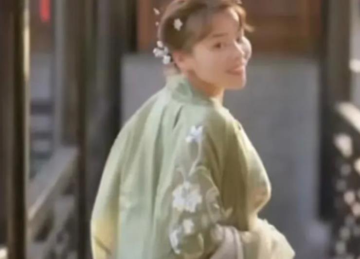 从心出发|重新开始？熊磊注册新账号称从心出发，昵称表明未来发展方向