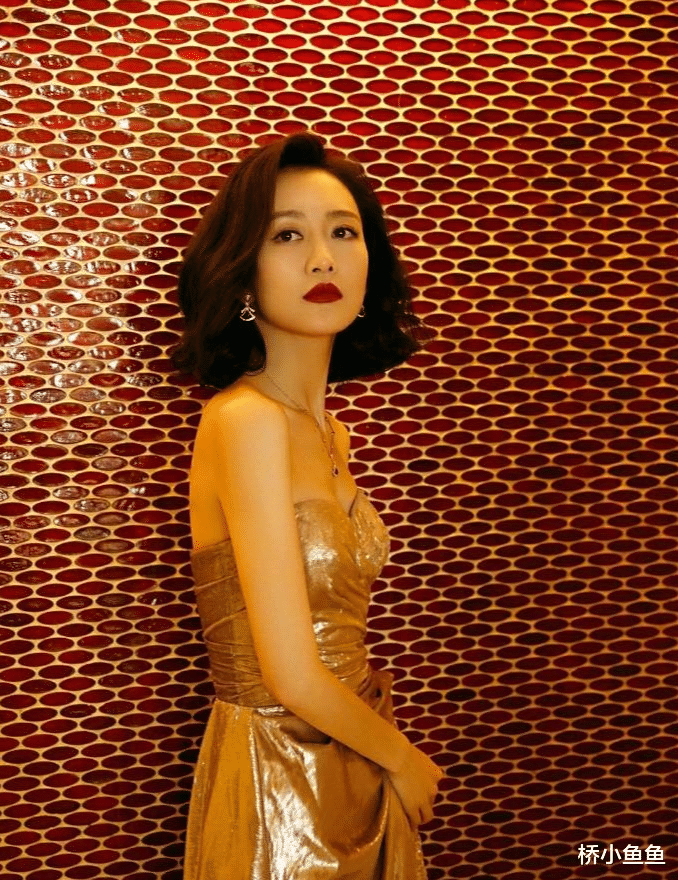 杨天真 女人上了年纪就别留长发了，推荐这5种“齐肩发”，显脸小有气质