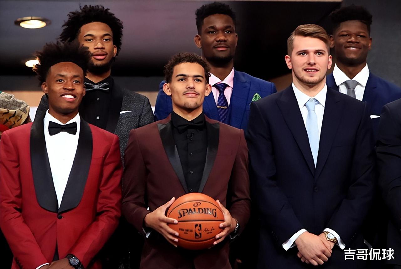 太阳队|NBA“幸运儿”！25岁拿4300万合同，白富美女友甜蜜相伴
