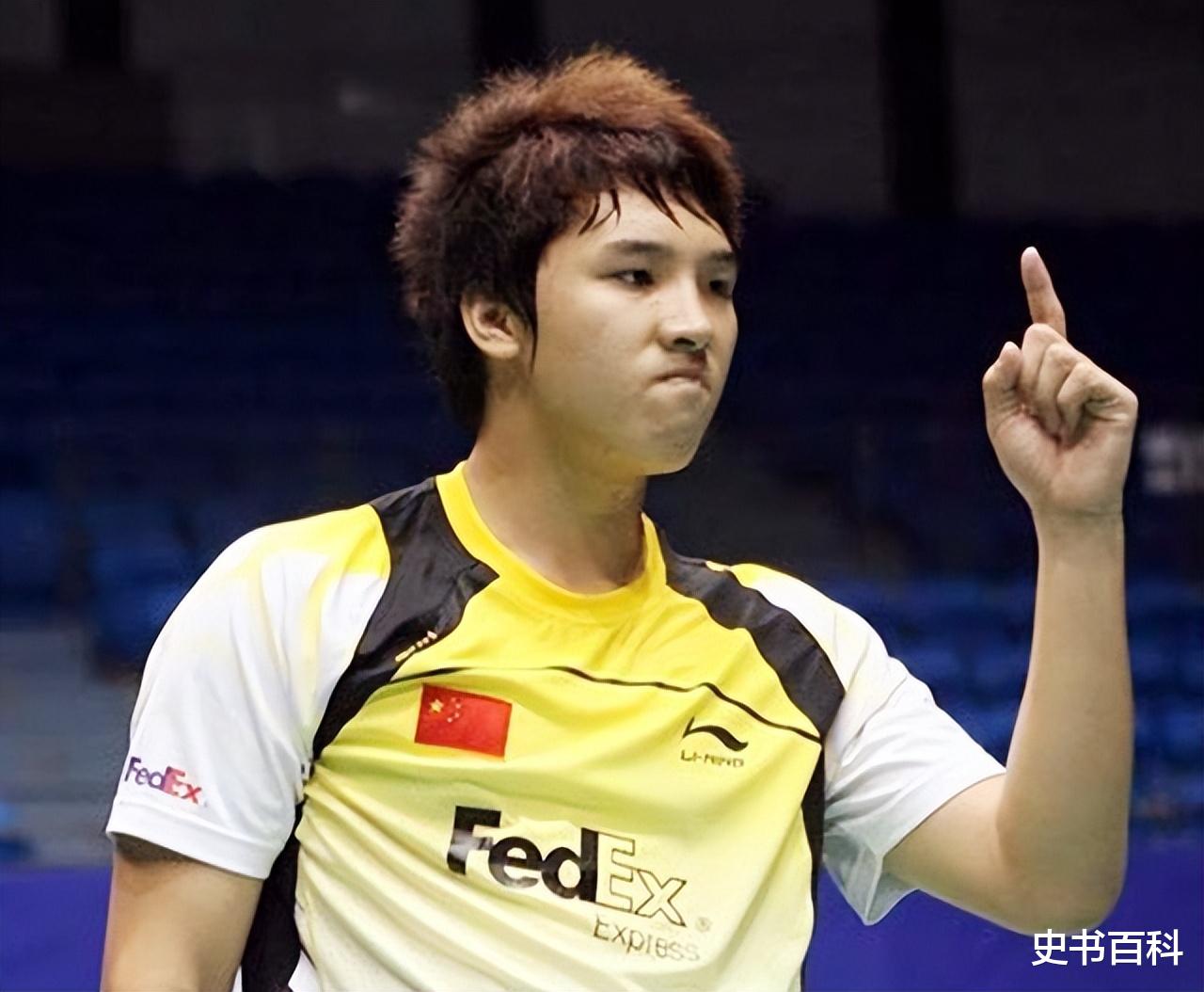 沉香如屑|李永波恋爱8年娶小6岁娇妻，卸任后种榴莲，今身材发福两鬓斑白