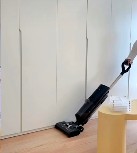 一门到顶对比分段柜门到底那种好,这里一次告诉你!