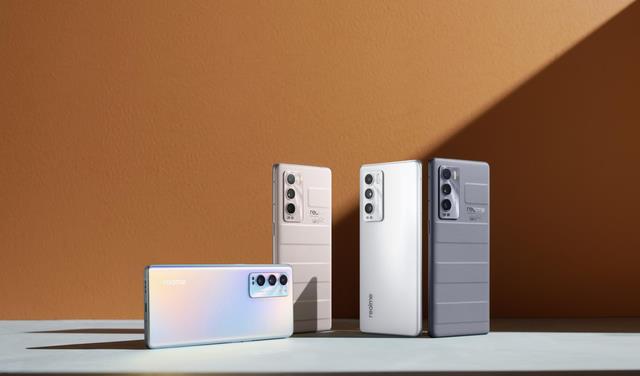 红米手机|红米K50和realmeGT大师探索版，哪一个值得买？他们有什么不同？