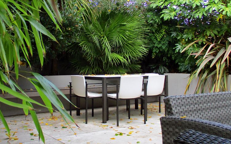 玩转庭院:7个小面积庭院设计,好看实用不花哨,你就照着做吧!