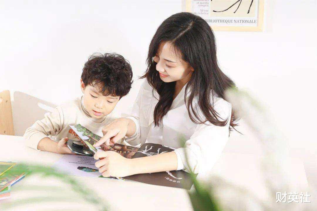 |厦大教授提议：惩罚不生娃的人，这番话引起了不少人动怒：凭什么