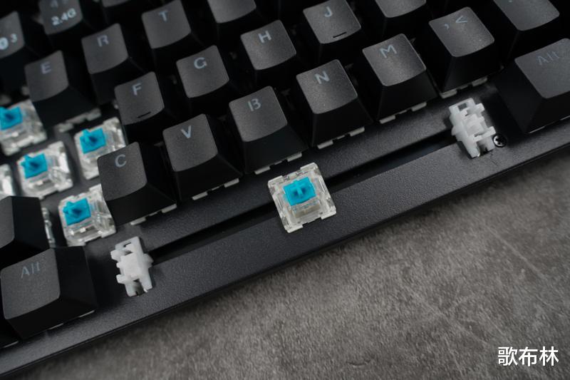 雷柏|500块搞定一套游戏无线键鼠,灯光必须标配,请问还有谁?!