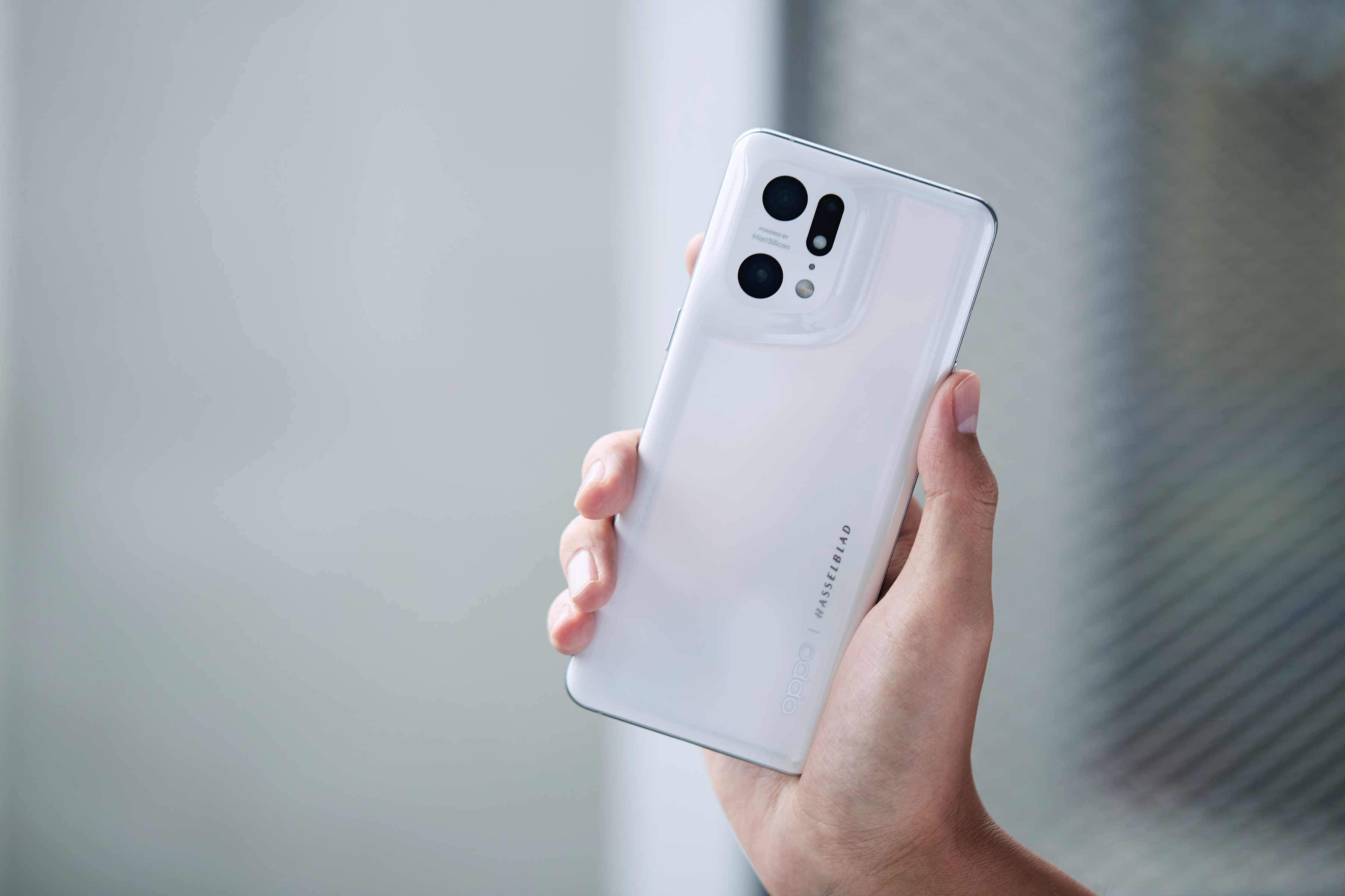 软件|曝iPhone14 Pro屏幕刷新率可降至1Hz,网友:国产旗舰早就用上了