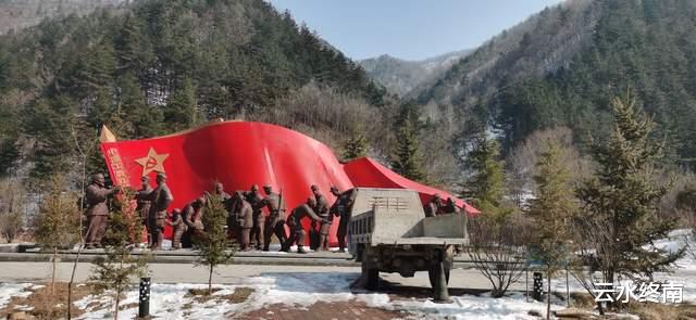 |走进葛牌旁的这条沟：城里人过年到山里，山里的年轻人却到山外了