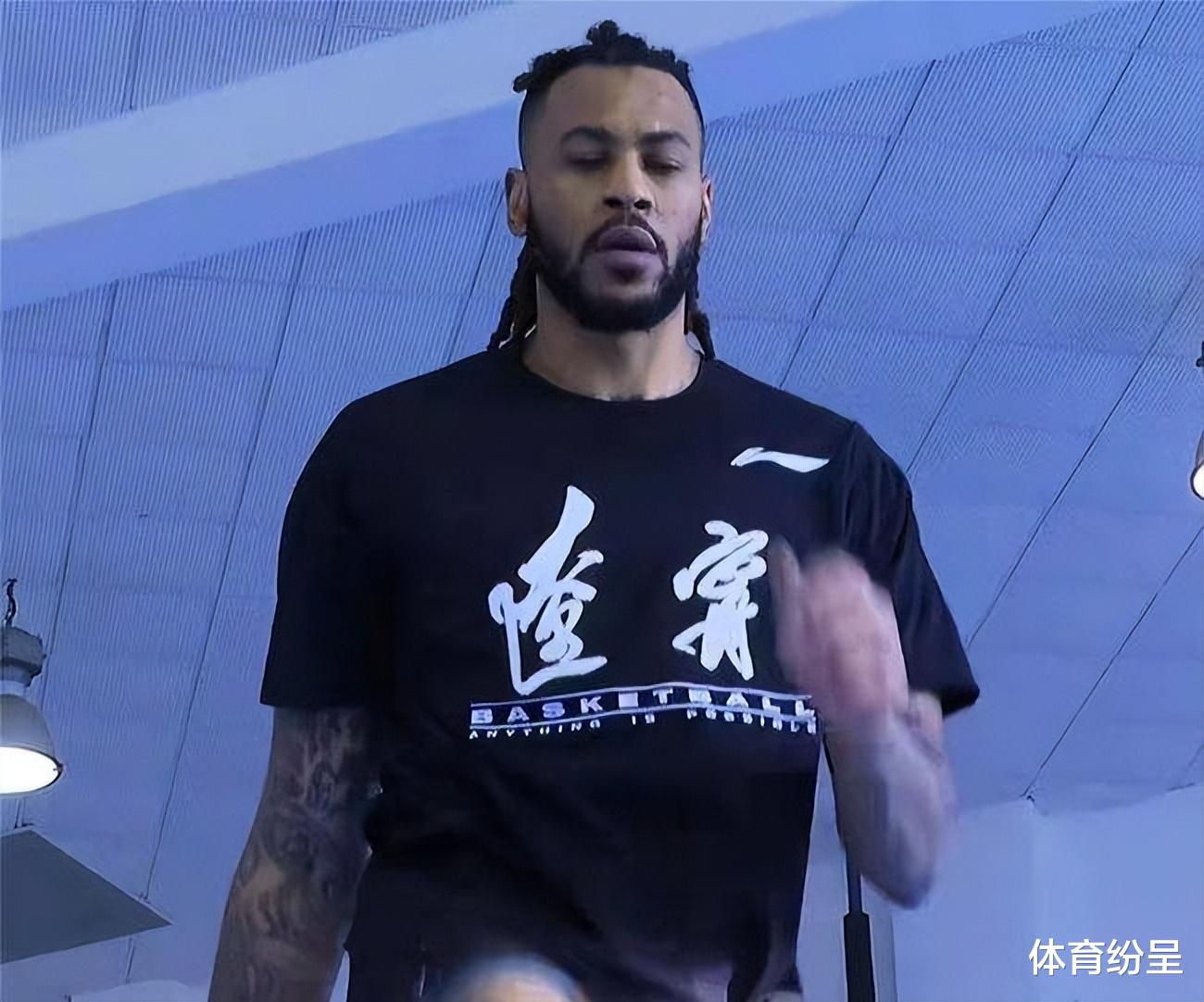 辽宁男篮|还会续约吗？辽宁夺冠功臣已经离队，飞美国前发文告别球迷！